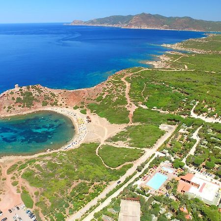 Villaggio Camping Torre Del Porticciolo Порто Конте Екстериор снимка