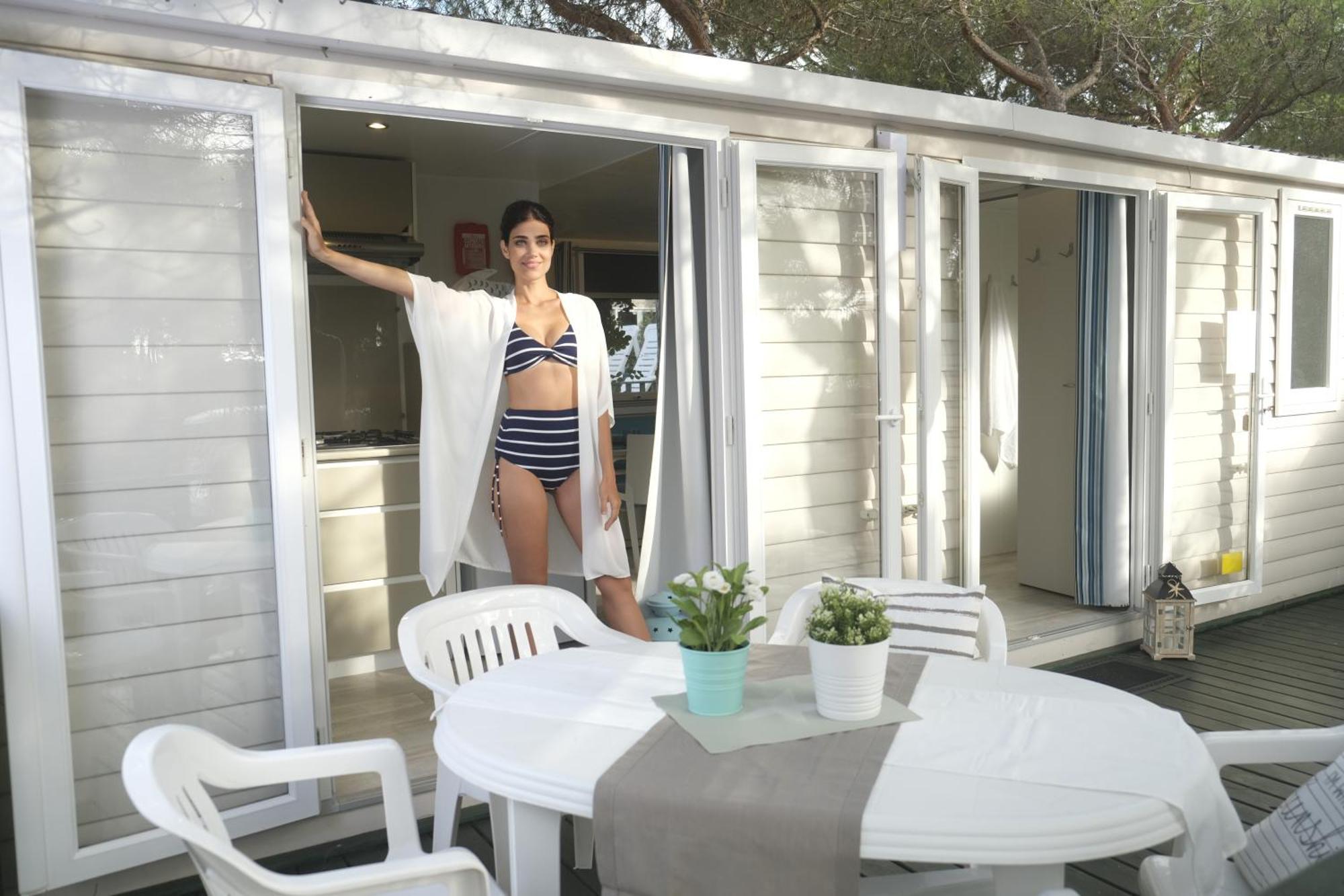 Villaggio Camping Torre Del Porticciolo Порто Конте Стая снимка