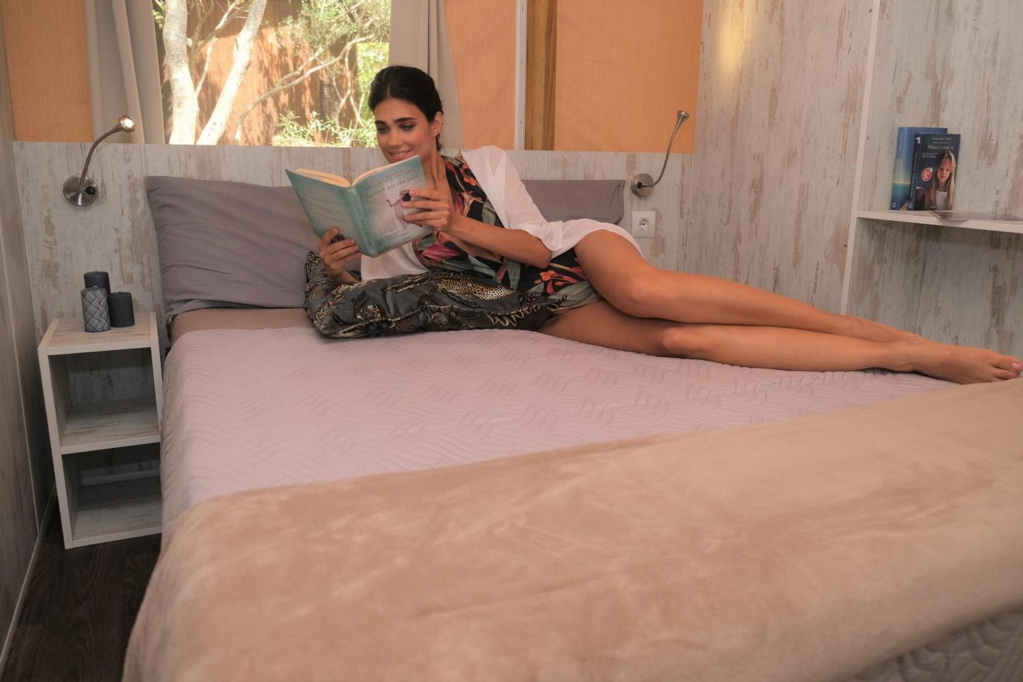 Villaggio Camping Torre Del Porticciolo Порто Конте Стая снимка